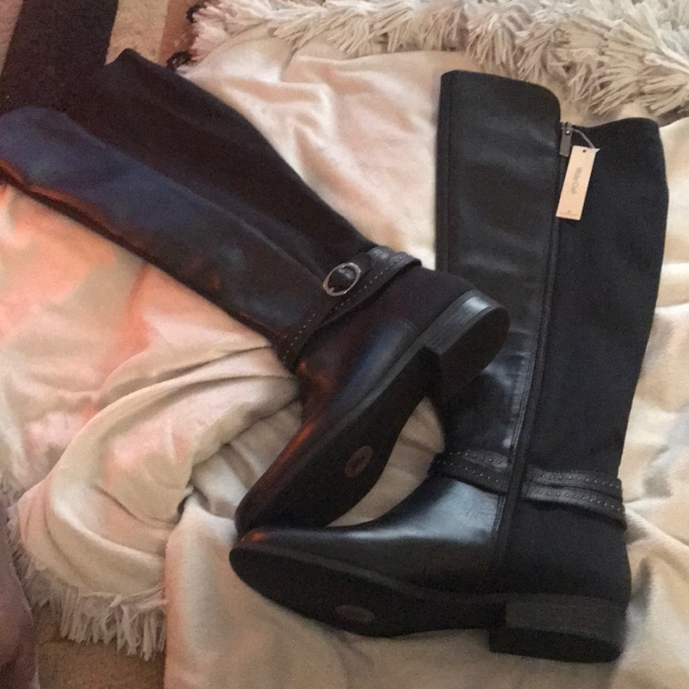Designer Shoes - Picture 4 of 4